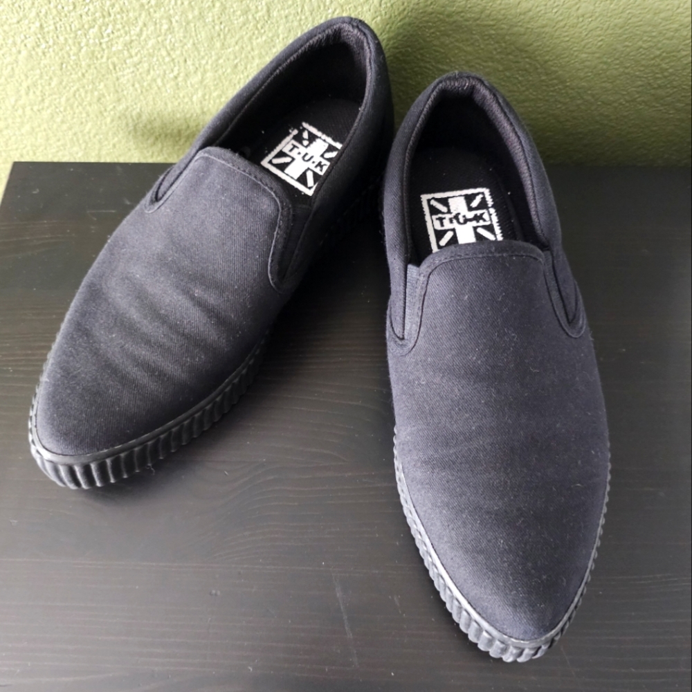 BLACK BASIC TWILL POINTED EZC SLIP-ON